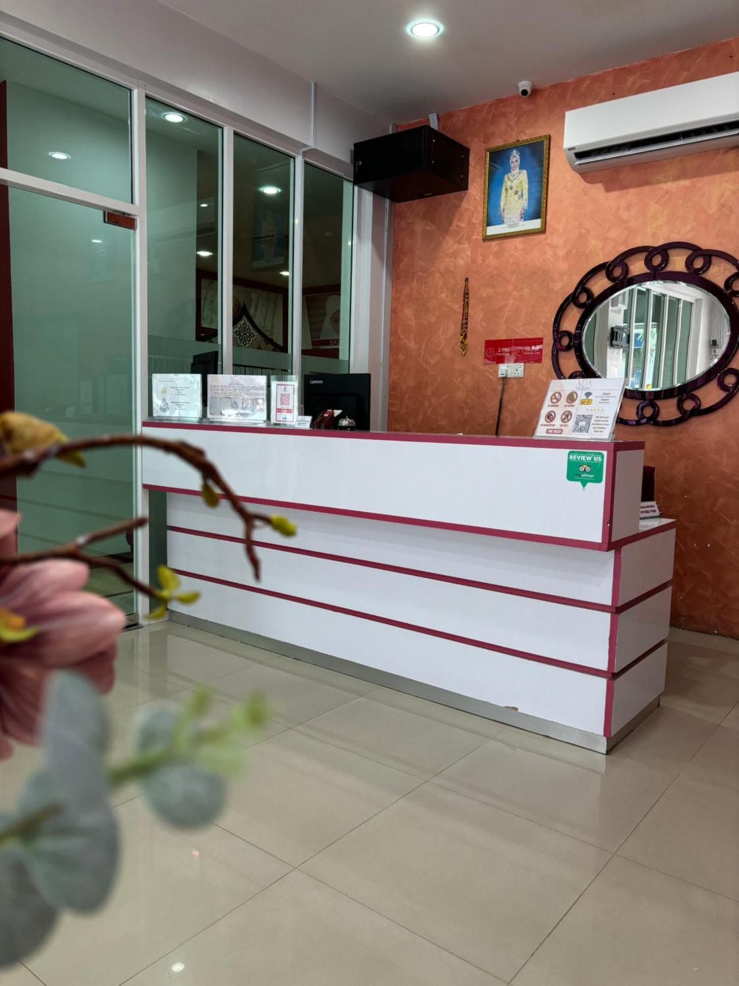 Ada Hotel & Apartment Kuala Terengganu Extérieur photo