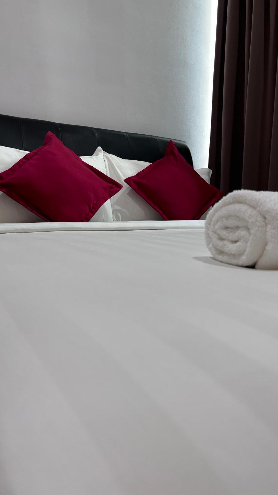 Ada Hotel & Apartment Kuala Terengganu Extérieur photo