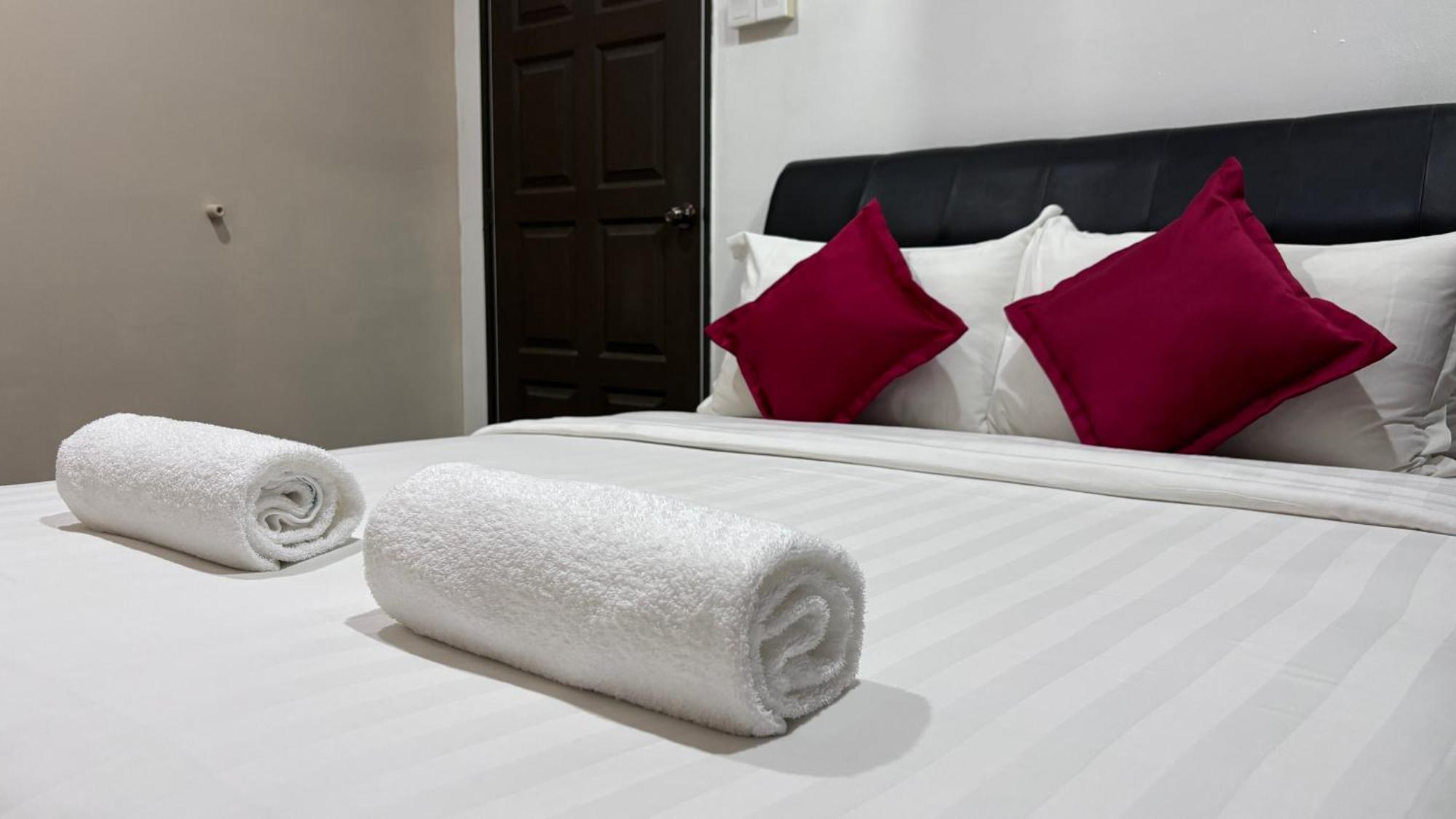 Ada Hotel & Apartment Kuala Terengganu Extérieur photo