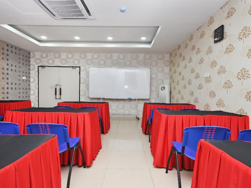 Ada Hotel & Apartment Kuala Terengganu Extérieur photo